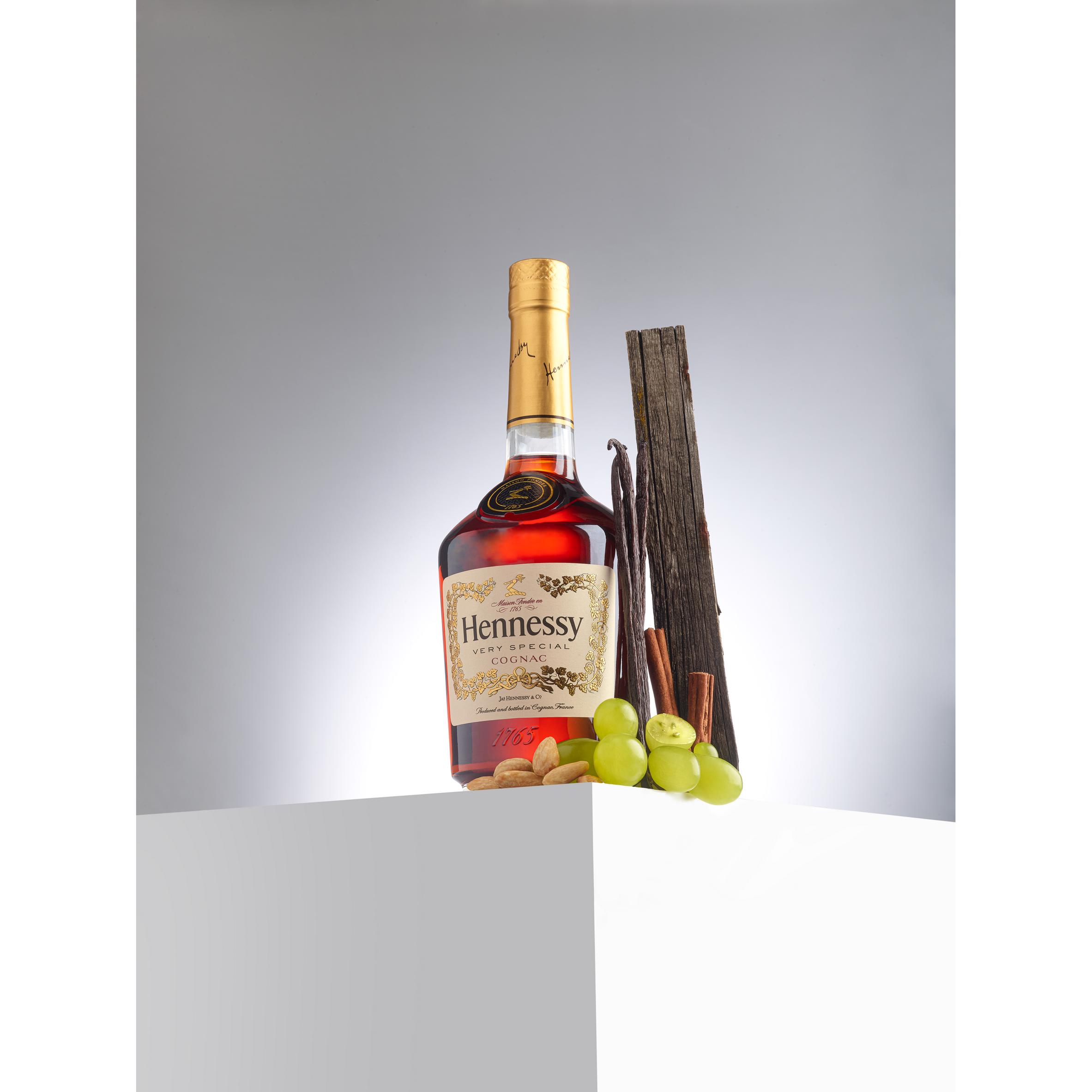 HENNESSY VS COGNAC