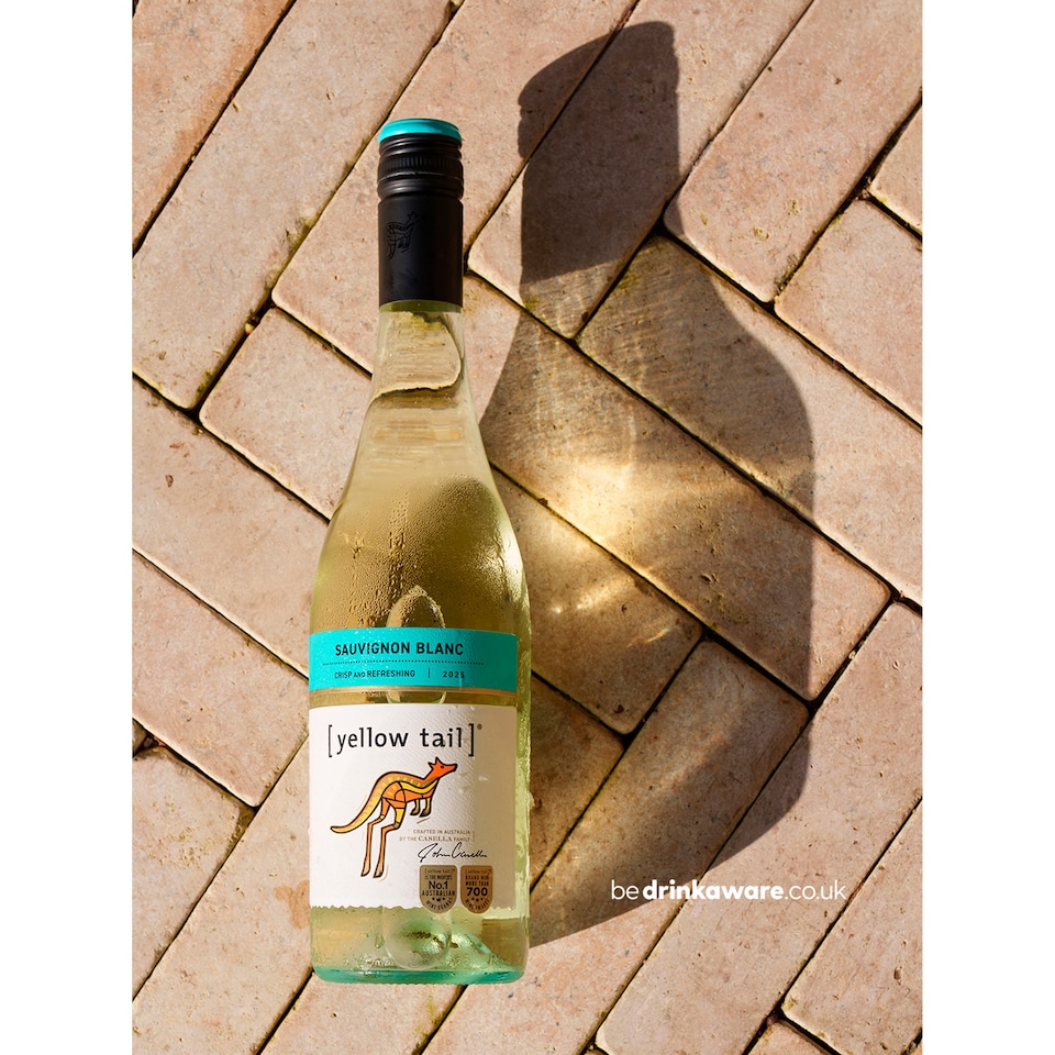 YELLOW TAIL SAUVIGNON BLANC